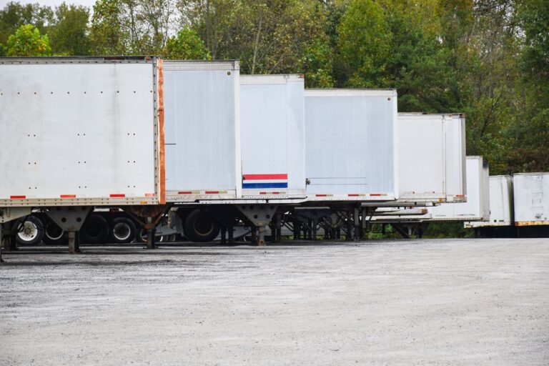 pros and cons of refrigerated trailers